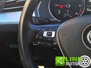 VOLKSWAGEN Passat Variant usata, con Servosterzo