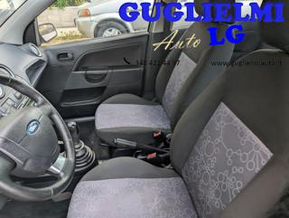 FORD Fiesta usata, con Lettore CD