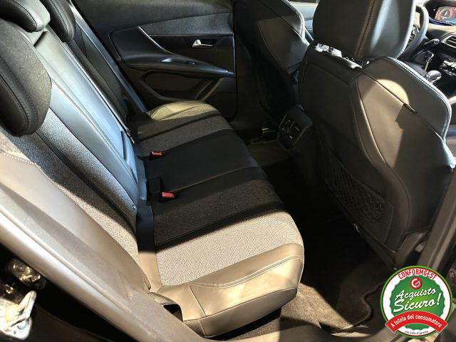 PEUGEOT 3008 usata, con Sistema di navigazione
