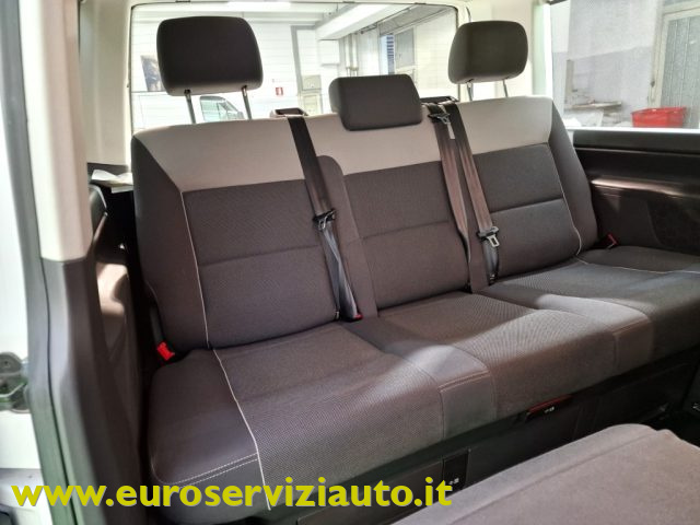 VOLKSWAGEN Multivan usata 33