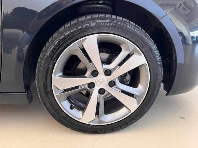 PEUGEOT 308 usata, con Servosterzo