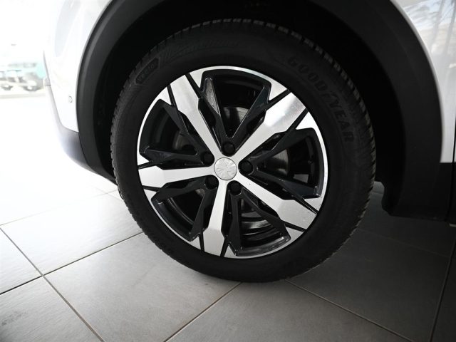 PEUGEOT 3008 usata, con Interni in pelle