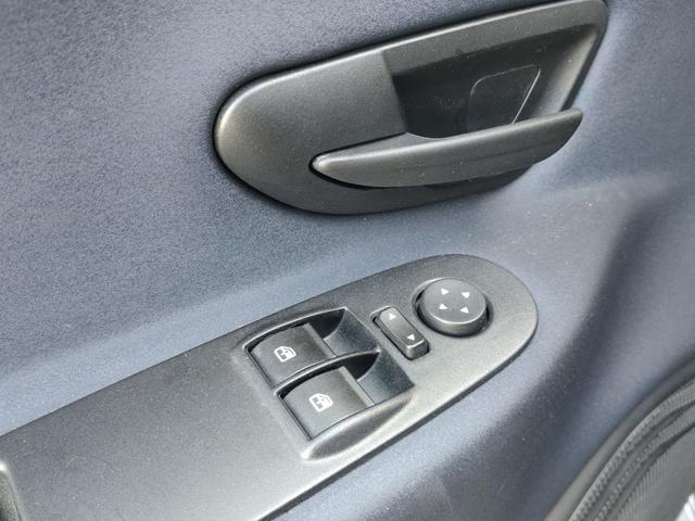 LANCIA Ypsilon usata, con Sedile posteriore sdoppiato