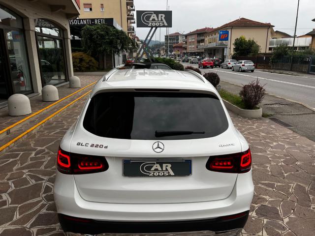 MERCEDES-BENZ 220 usata, con Autoradio