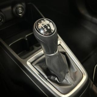 SUZUKI Swift usata, con Sedile posteriore sdoppiato