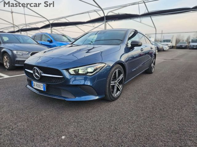 MERCEDES-BENZ CLA 200 usata, con Airbag