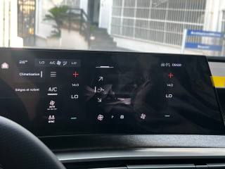 PEUGEOT 3008 usata, con Controllo vocale