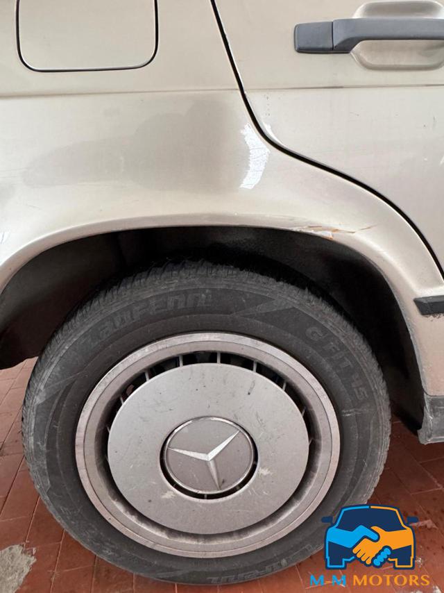 MERCEDES-BENZ 190 usata 4