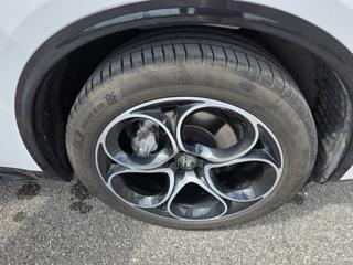 ALFA ROMEO Stelvio usata, con Portellone posteriore elettrico