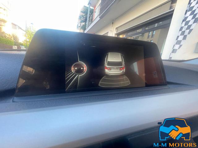 BMW 320 usata, con Bluetooth