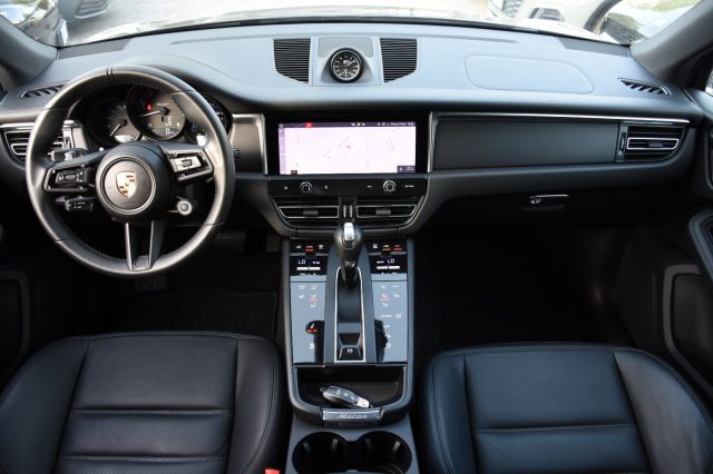 PORSCHE Macan usata, con Controllo automatico clima