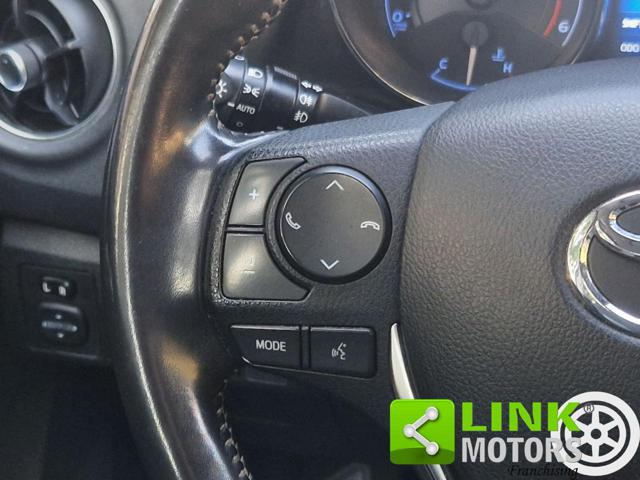 TOYOTA Auris usata, con Sensori di parcheggio posteriori