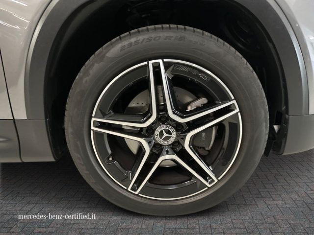 MERCEDES-BENZ GLB 200 usata, con Interni in pelle