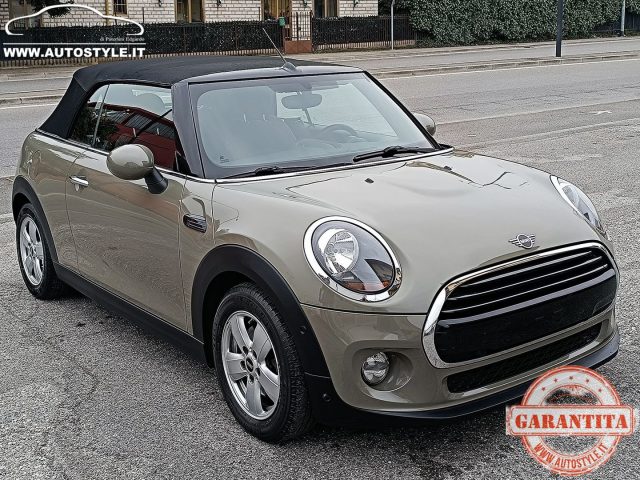 MINI Cabrio usata, con Sensori di parcheggio posteriori