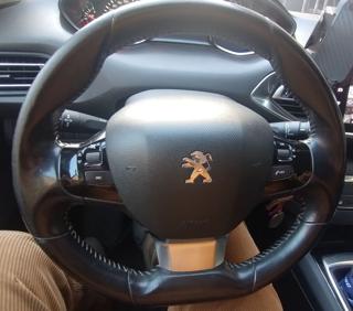 PEUGEOT 308 usata, con Luci diurne LED