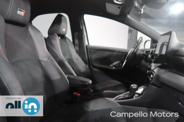 TOYOTA Yaris usata 14