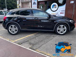 MERCEDES-BENZ GLA 180 usata, con Cruise Control