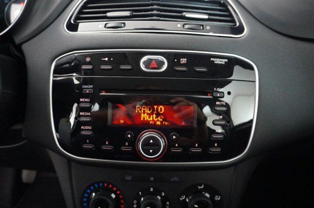 FIAT Punto usata, con USB