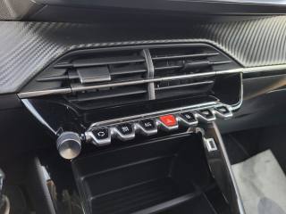 PEUGEOT 208 usata, con ESP