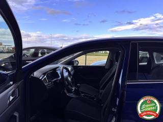 VOLKSWAGEN Taigo usata, con Controllo automatico clima