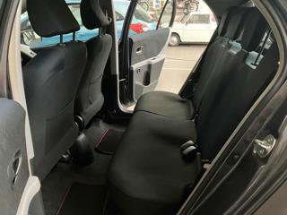 TOYOTA Yaris usata, con Specchietti laterali elettrici