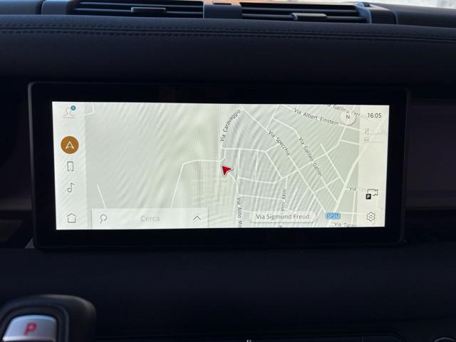 LAND ROVER Defender usata, con Fari LED