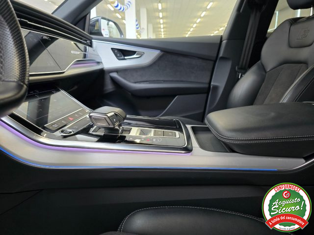 AUDI Q8 usata, con Volante multifunzione