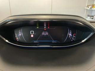 PEUGEOT 3008 usata, con USB