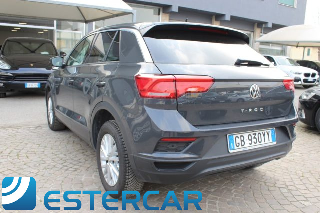 VOLKSWAGEN T-Roc usata, con USB
