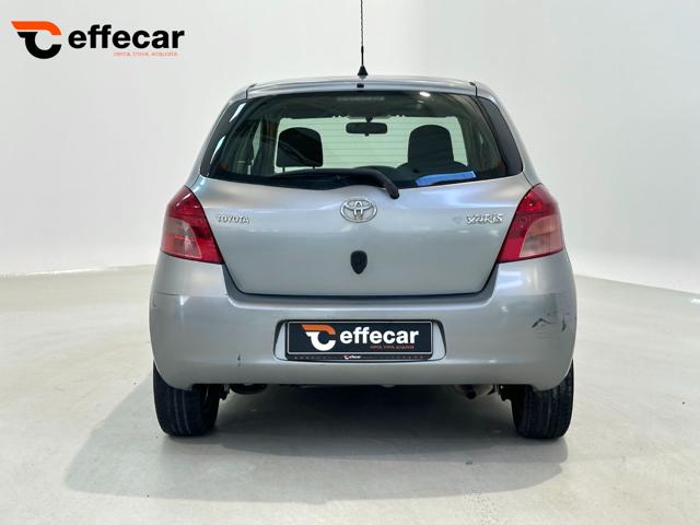 TOYOTA Yaris usata, con Alzacristalli elettrici