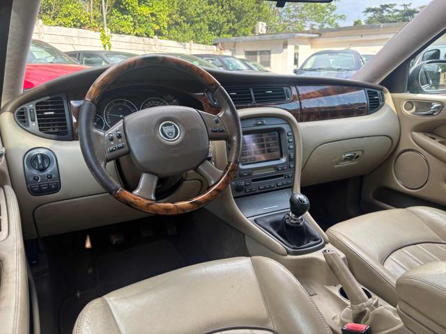 JAGUAR X-Type usata, con Chiusura centralizzata