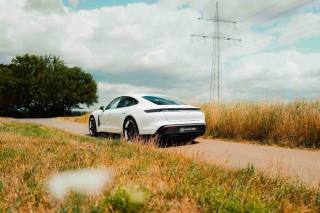 PORSCHE Taycan usata, con Antifurto