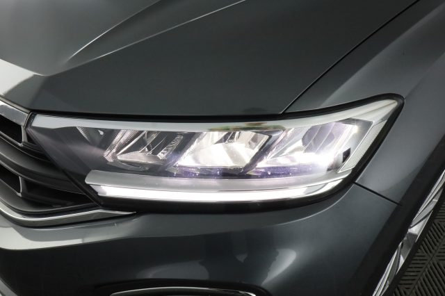VOLKSWAGEN T-Roc usata 8