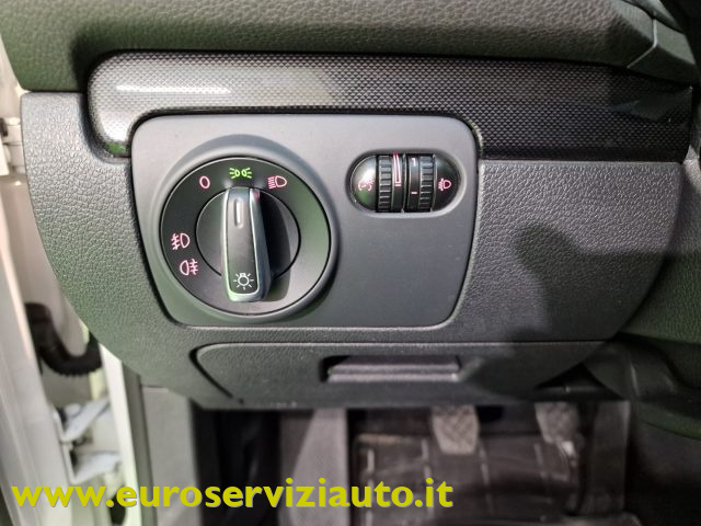 VOLKSWAGEN Golf usata, con Isofix