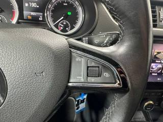 SKODA Octavia usata, con Airbag testa