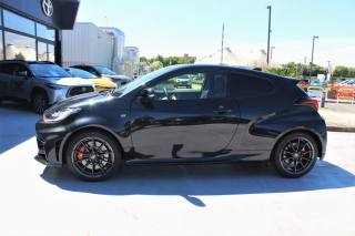TOYOTA Yaris usata, con Airbag laterali