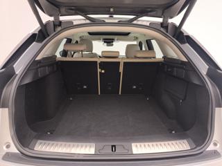 LAND ROVER Range Rover Velar usata, con Sistema di navigazione