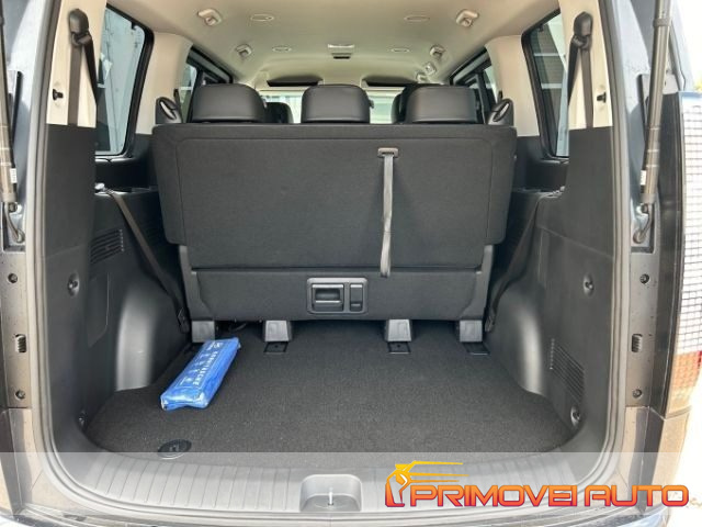 HYUNDAI Staria usata, con ESP