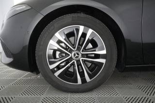 MERCEDES-BENZ A 180 usata 7