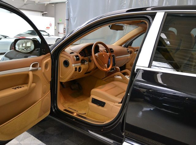 PORSCHE Cayenne usata, con Airbag