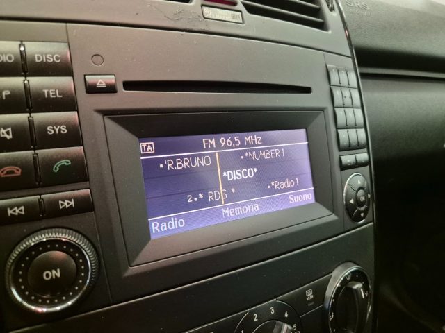 MERCEDES-BENZ A 160 usata, con Bluetooth
