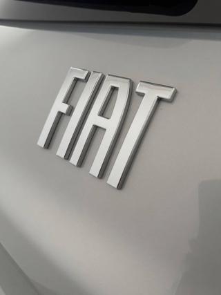 FIAT 500e usata, con Sensori di parcheggio anteriori