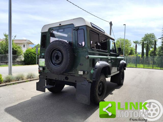 LAND ROVER Defender usata, con Luci diurne LED