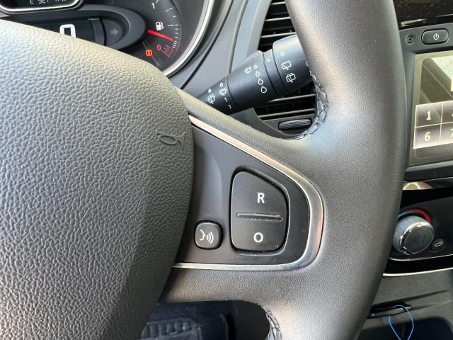 RENAULT Captur usata 21