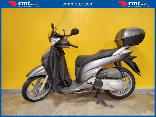 HONDA SH 300 i usata 0