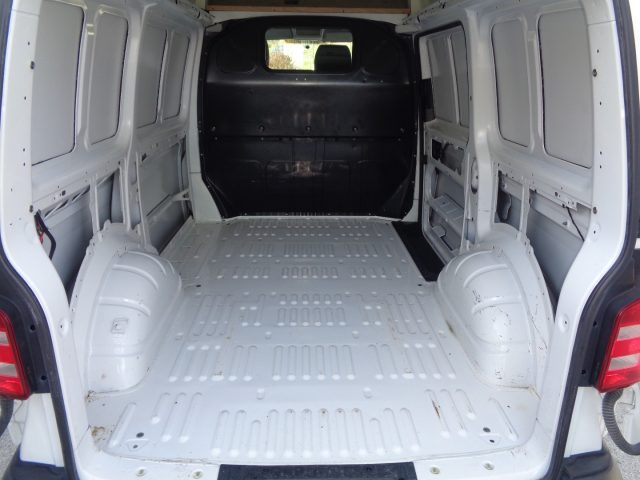 VOLKSWAGEN Transporter usata, con Autoradio