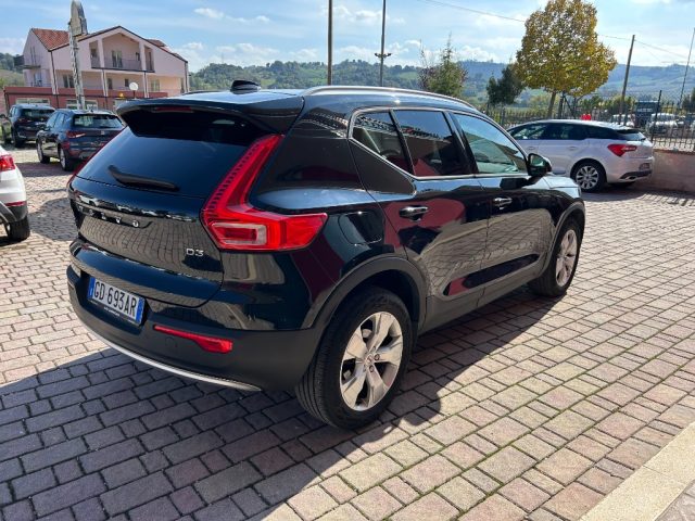 VOLVO XC40 usata, con Airbag laterali