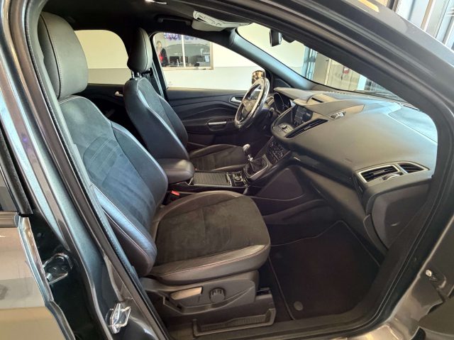 FORD Kuga usata, con Boardcomputer