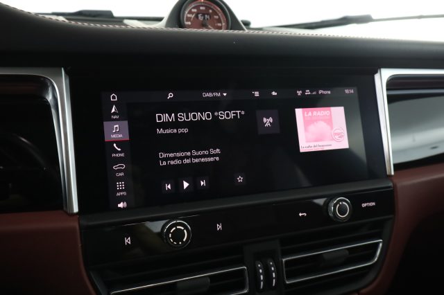 PORSCHE Macan usata 17