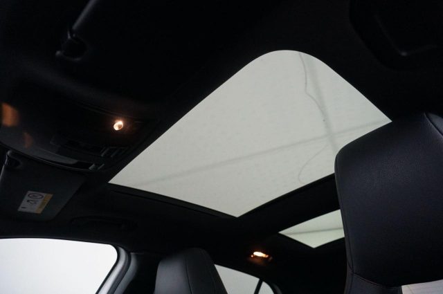 MERCEDES-BENZ GLA 200 usata, con Sedili riscaldati